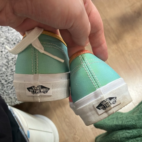 Vans Colorimetry Rainbow Tie-Dye Lace Up Low Top Skate Sneaker - Picture 7 of 7